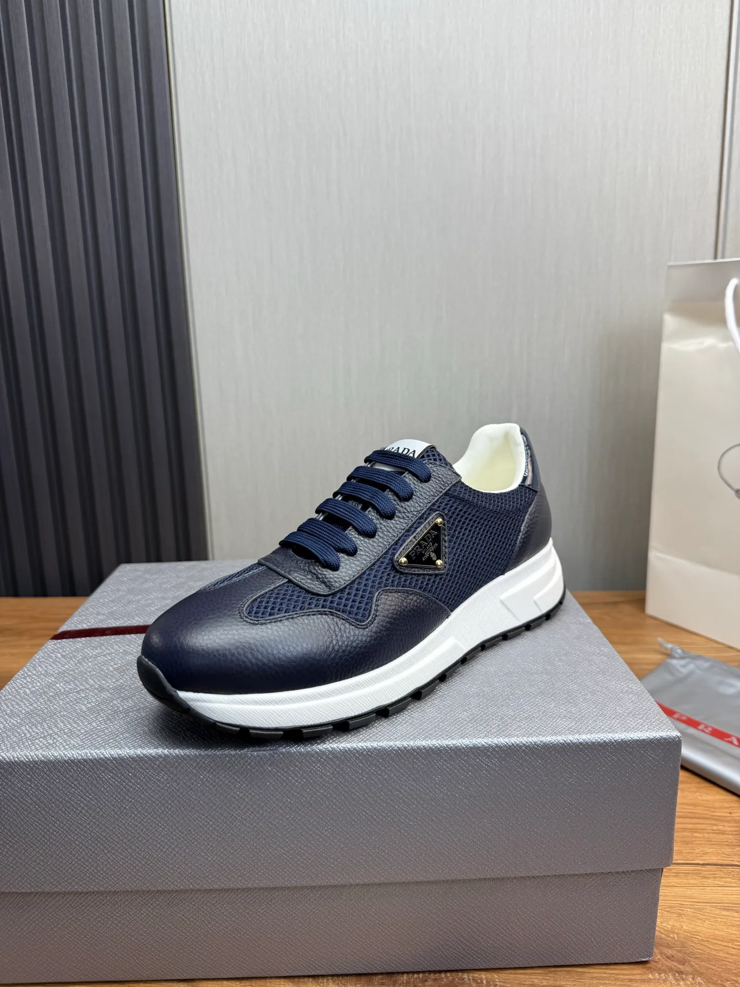 Men's shoes 💰560💰 [PRADA] Men's shoes are popular in the counter, official website is synchronized, 1 high-quality shipment ✔️Original cowhide mesh + cowhide lining, 1🆚1 replica, original sole, 38-45 (45 customized, non-refundable)